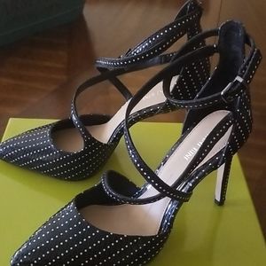 Gianni Bini black/white ITZEL heels